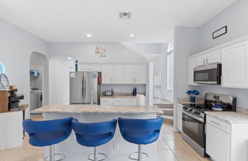 Sunrise Lakes House | Disney-Area 5BR Home 2 Master Suites Private Pool, Spa, Game Room & Movie Room