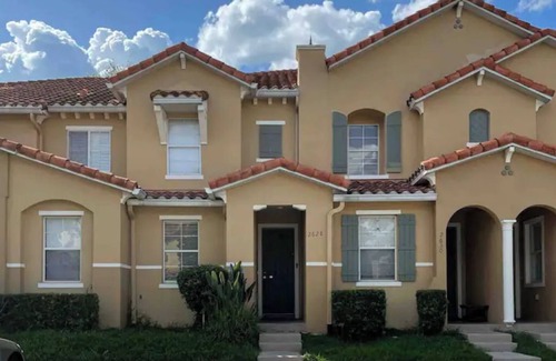 Crestwynd Bay House | DISNEY R US! UNIVERSAL IS TOO!