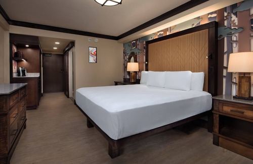 Bay Lake Hotel | Disney's Wilderness Lodge