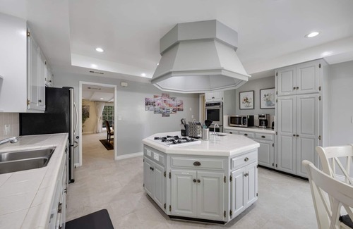 Sherwood Forest and Thistle Development House | Disneyland Zen Garden