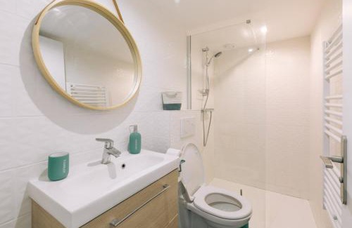 11th Arrondissement Apartment | Disponible - Paris - All Equipped Souplex - From 1 to 6 Guests - Departure up to 11am - Entrance from 3pm