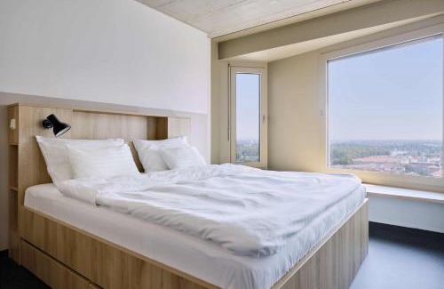 Kaisermuhlen Apartment | District Living