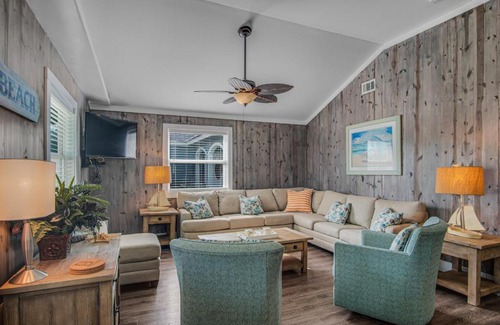 Safe Harbor House | Diving Dolphin SDL628 Home