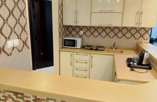 Hera Street Apartment | Diyra Hira