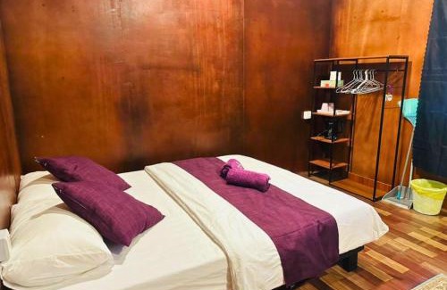 Kampung Pasir Hantu House | Dnamie Glamping - Lux Tent