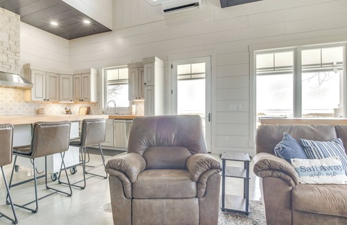 Oconto Cottage | Dock & Panoramic Bay Views: Oconto Retreat!