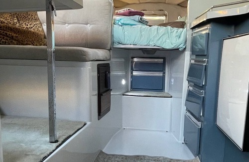 Key West Boat Rental | Dockside 2BD Monte Carlo in enchanting Key West, Perry Marina with WiFi & Gym