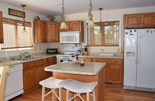 Deep Hole House | Dockside Dreams-Canal Front on Oyster Bay, Boat Dock