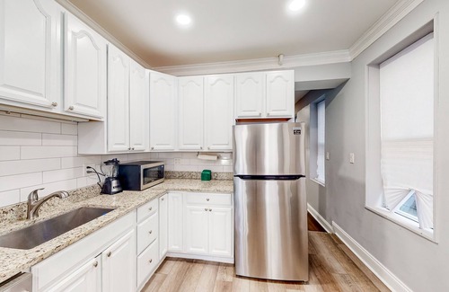 South Baltimore House | Dog-friendly 2-story townhouse in great location with private patio & streaming