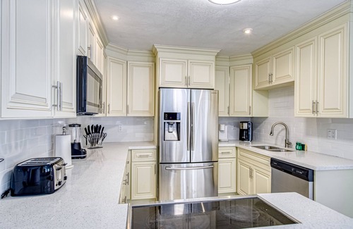 Pompano Beach House | Dog-friendly canal-front home with pool, foosball, washer/dryer, & central AC