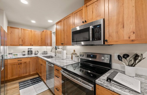 Old Farm District Apartment | Dog Friendly~Central Location~Modern Construction