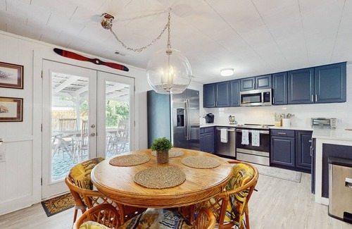 Long Beach House | Dog-friendly coastal home with enclosed yard, private hot tub and fire-pit