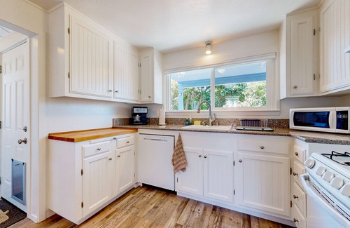 Seabright House | Dog-friendly home with ocean view & parking, steps to Seabright Beach