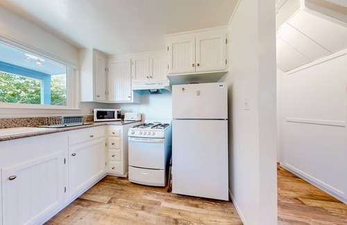 Seabright House | Dog-friendly home with ocean view & parking, steps to Seabright Beach