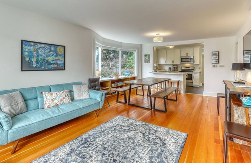 Green Lake House | Dog-friendly home with gas grill, cable, WiFi, & streaming services
