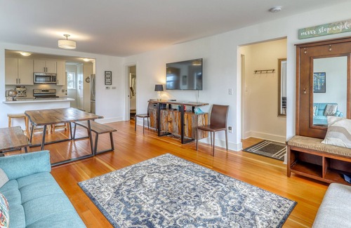 Green Lake House | Dog-friendly home with gas grill, cable, WiFi, & streaming services