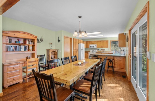 Rockford Bay House | Dog-Friendly Lakeview Home w/Canoes & Game Room