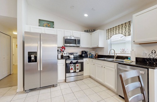 Sandy Ridge House | Dog-friendly, private pool , central AC, full kitchen, WiFi, Snow-bird friendly