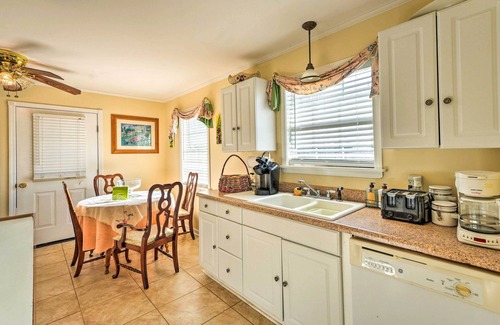 Independence Cottage | Dog-Friendly Senatobia Cottage w/Fishing Pond!