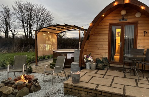 Dwyran Cabin | Dog-Friendly Spooky Glamping Pod With Hot Tub