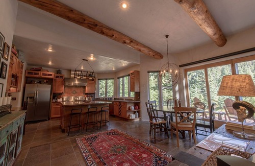 Salida House | Dog Friendly- The Retreat at Cochetopa