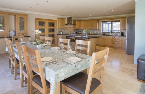 Gaerwen Cottage | DOL FRAINT, family friendly, with a garden in Llanfairpwllgwyngyll