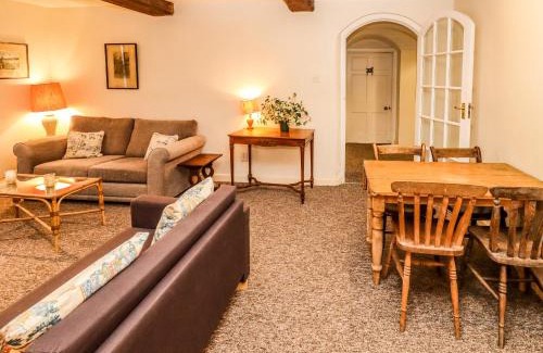 Cirencester Apartment | Dollar Ward House Basement