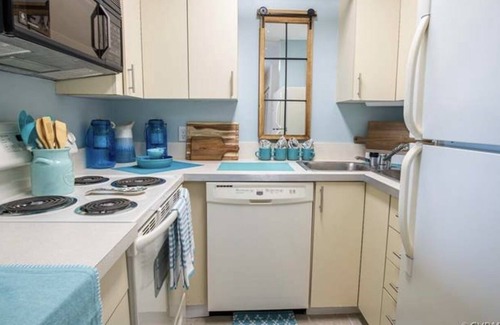 Dam Neck Condo | Dolphin Oasis - 2 condos with indoor pool, ocean views, steps to the beachn