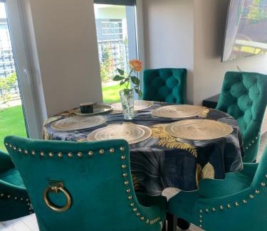 Ustka Villa | Dom „Pod lasem” w Ustce