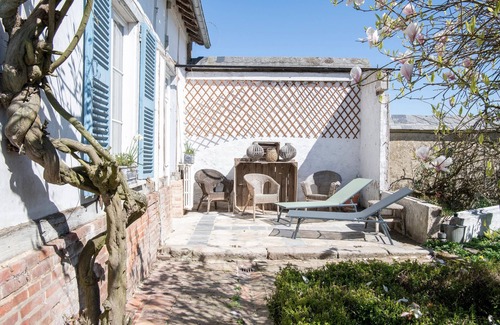 Morvillers-Saint-Saturnin House | Domaine de Saint-Saturnin