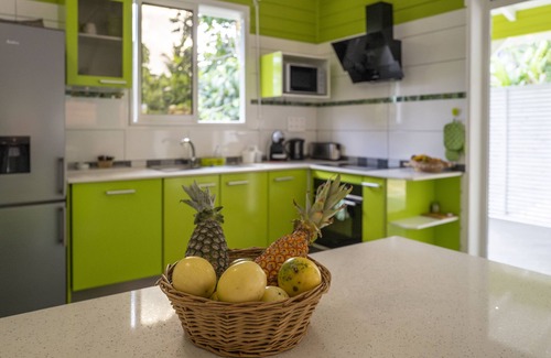 Petit-Bourg Villa | Domaine Damouw- Korosol