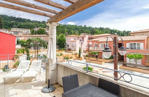 Tourrettes Apartment | Domaine de Camiole ST2