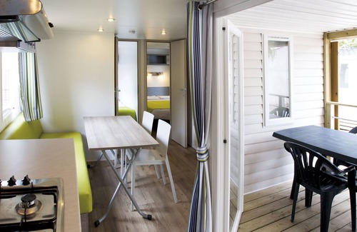 Greoux-les-Bains House | Domaine de Château Laval by Interhome