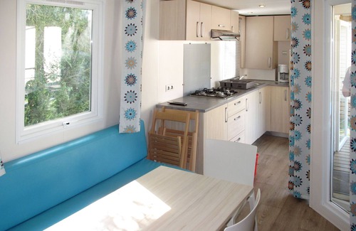 Greoux-les-Bains House | Domaine de Château Laval by Interhome