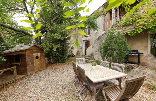 Notre-Dame-de-Londres House | Domaine des Arcs