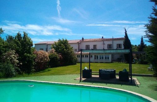 Villautou House | Domaine de Polf,ages - just for you and your family