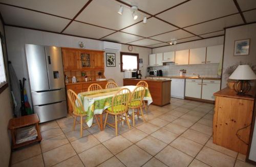 Portiragnes-Plage Villa | Domaine de vacances à 600m de la plage animations piscines en supplément villa climatisée 3 chambres 5 à 7 couchages WIFI LRPDSG12