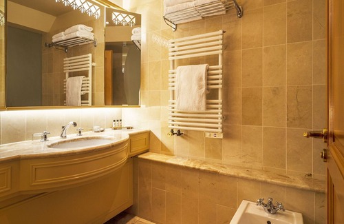 Saint-Meloir-des-Ondes Hotel | Domaine du Limonay, The Originals Collection