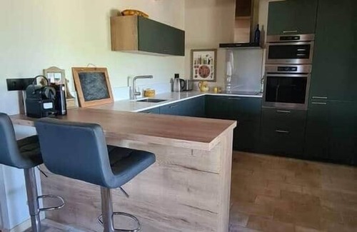 La Bastide-des-Jourdans Apartment | Domaine les Hauts de Riganel Gîte les Lavandins