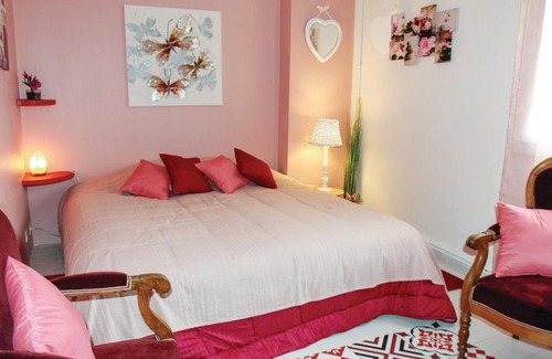 La Begude-de-Mazenc Apartment | Domaine La Dame Des Lys