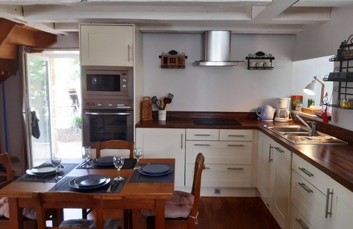 Fumel House | Domaine Le Mathi: Gite La Bicoque