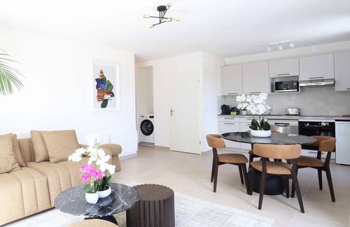 Bussy-Saint-Georges Apartment | Domaine Nature - Flat for 8 people - Confort