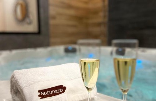 Rux Bed & Breakfast | Domaine Natureza Suite Momento