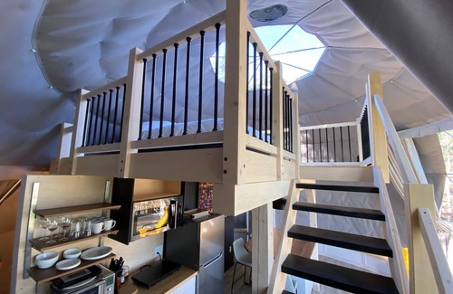 Perce Ski Chalet | Dome #1 forested at Domaine Renard