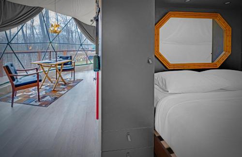 Swan Lake Bed & Breakfast | Domes at Catskills