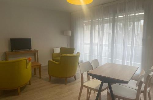 Plaisance Apartment | Domitys Paris Plaisance