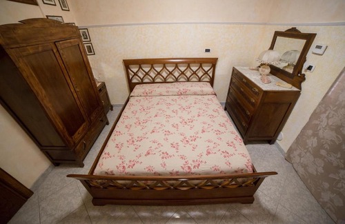 Castrovillari Bed & Breakfast | DOMUS CASTRUM VILLARUM B&B