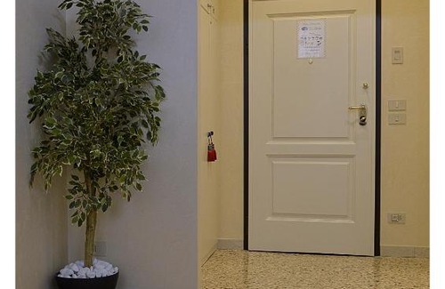 Dorsoduro Apartment | Domus Dea