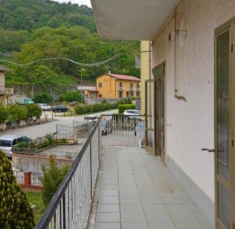 Campolattaro House | DOMUS LACUS