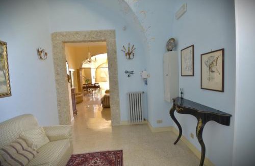 Arpino Apartment | Domus Ponte casa antica ed elegante in pieno centro storico